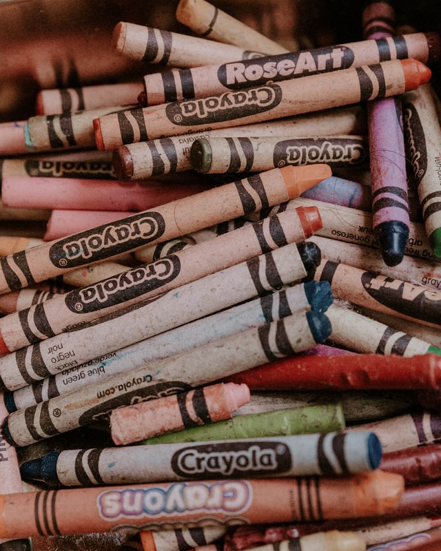 4 Cool Facts About Crayons