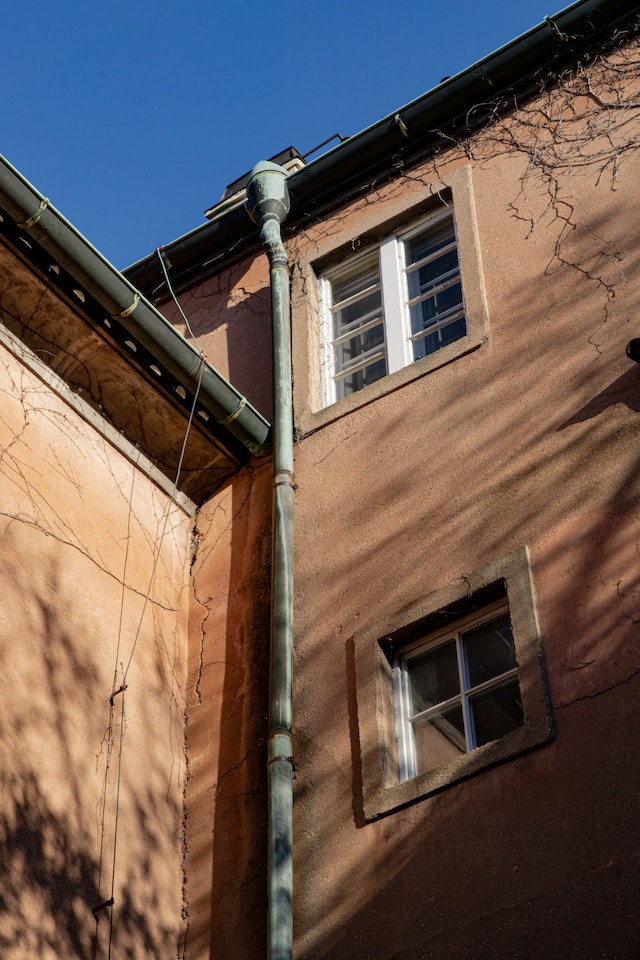 Qualities to Look for When Hiring a Gutter Company Qualities to Look for When Hiring a Gutter Company