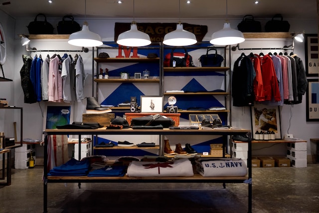 Types of Store Fixtures for Visual Merchandising