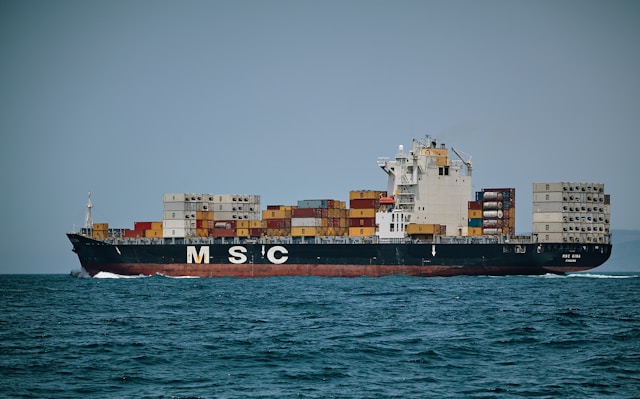 Understanding Different Types of Marine Paint and Their Uses Understanding Different Types of Marine Paint and Their Uses