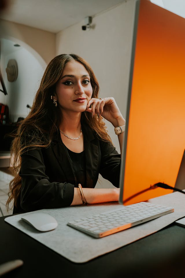Hybrid Work Trends Shaping the Future of Workspaces